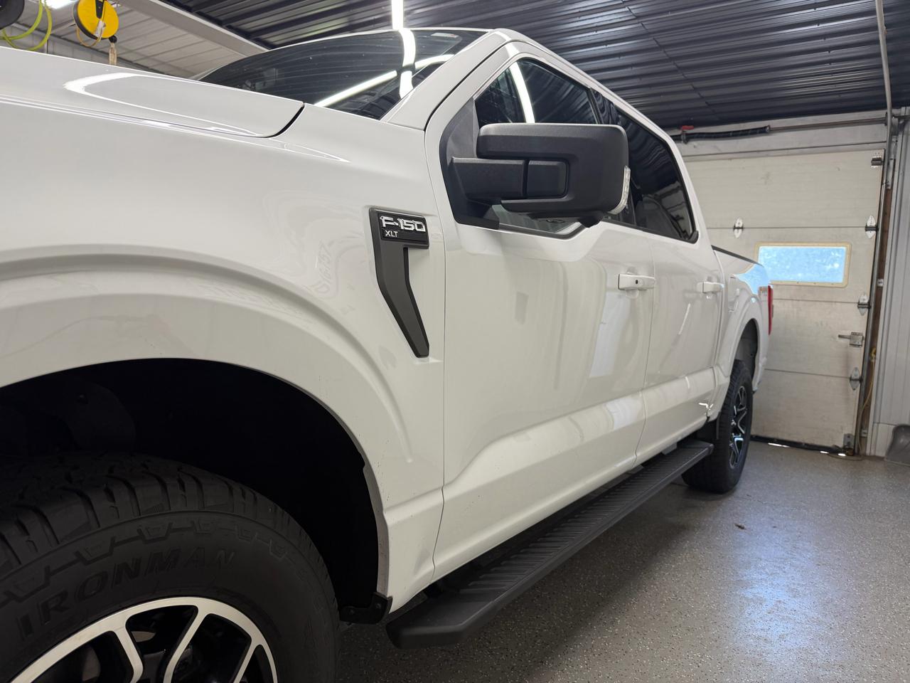 Ford F-150 4WD SuperCrew 145" XLT 2021