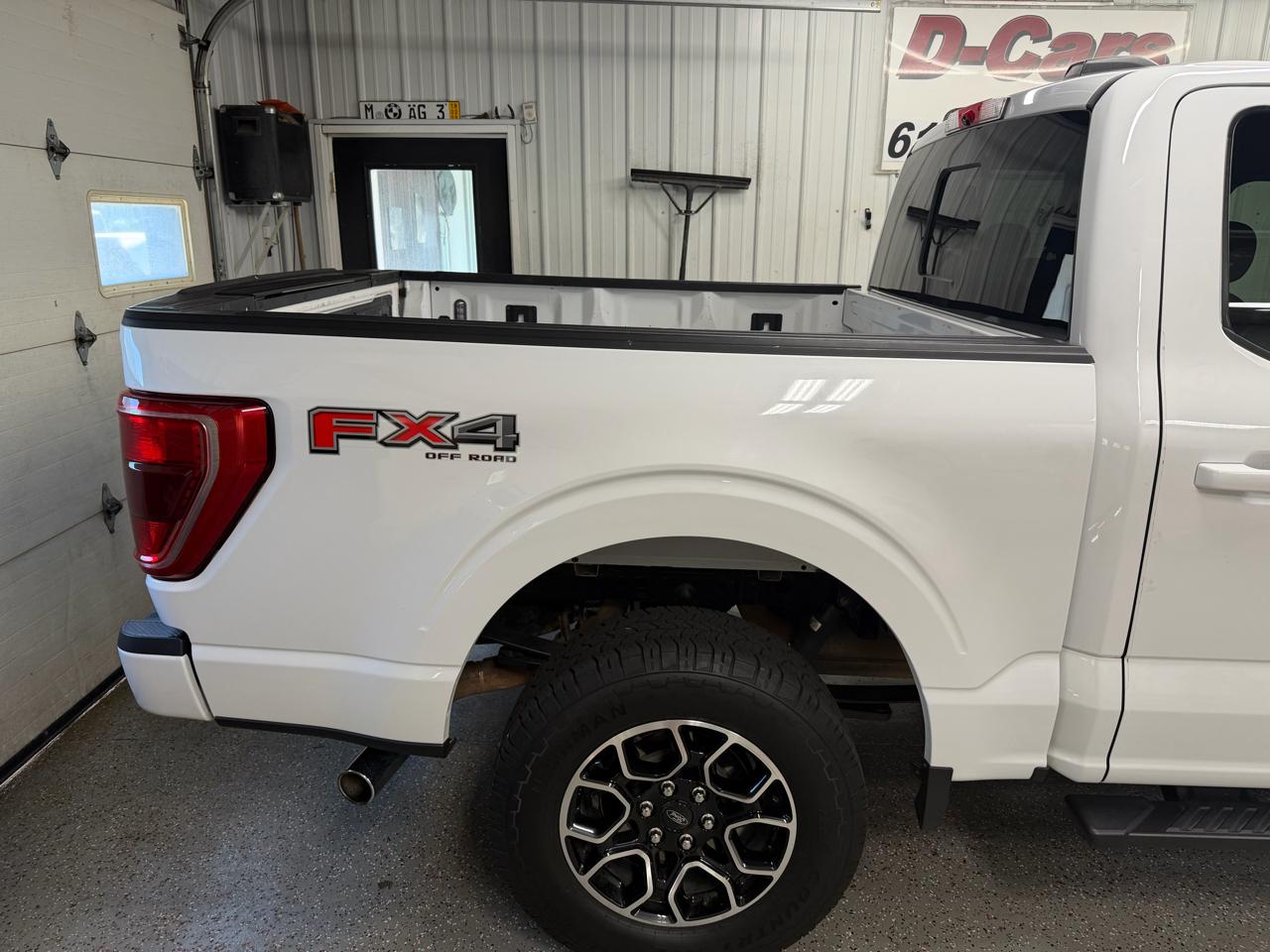 Ford F-150 4WD SuperCrew 145" XLT 2021