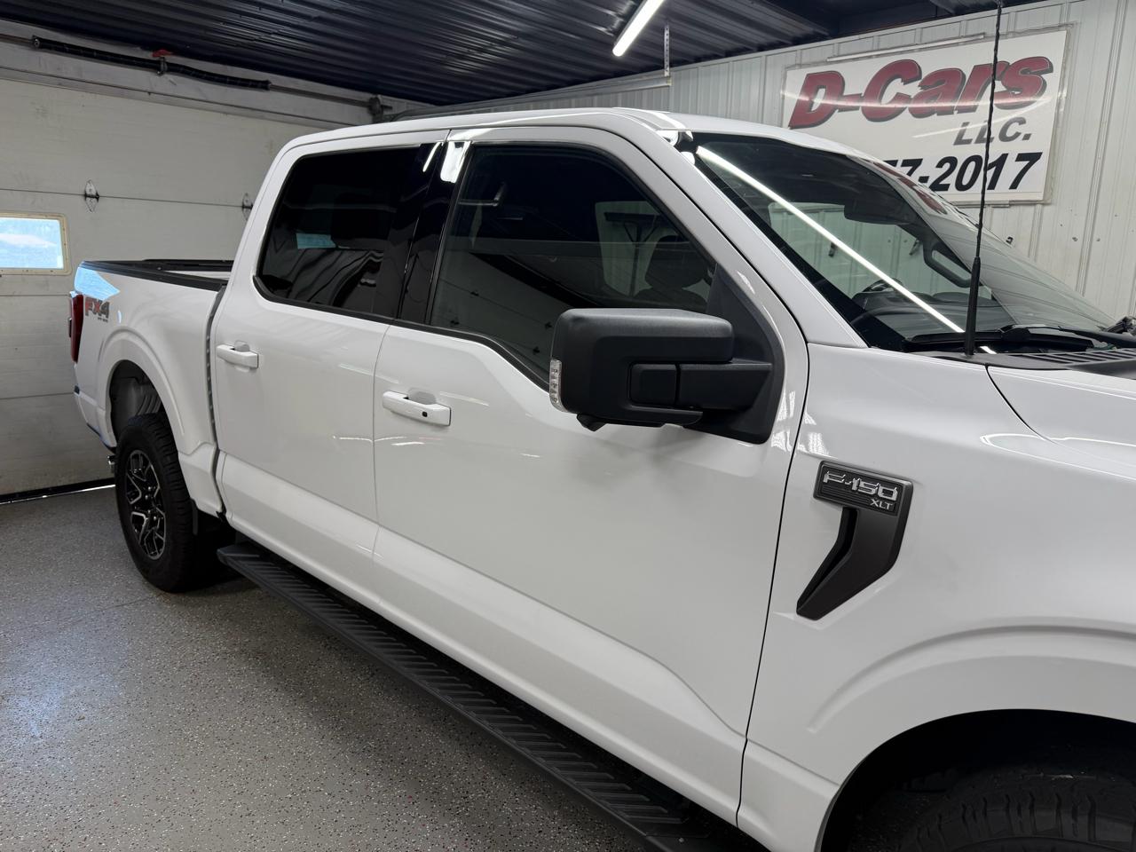 Ford F-150 4WD SuperCrew 145" XLT 2021