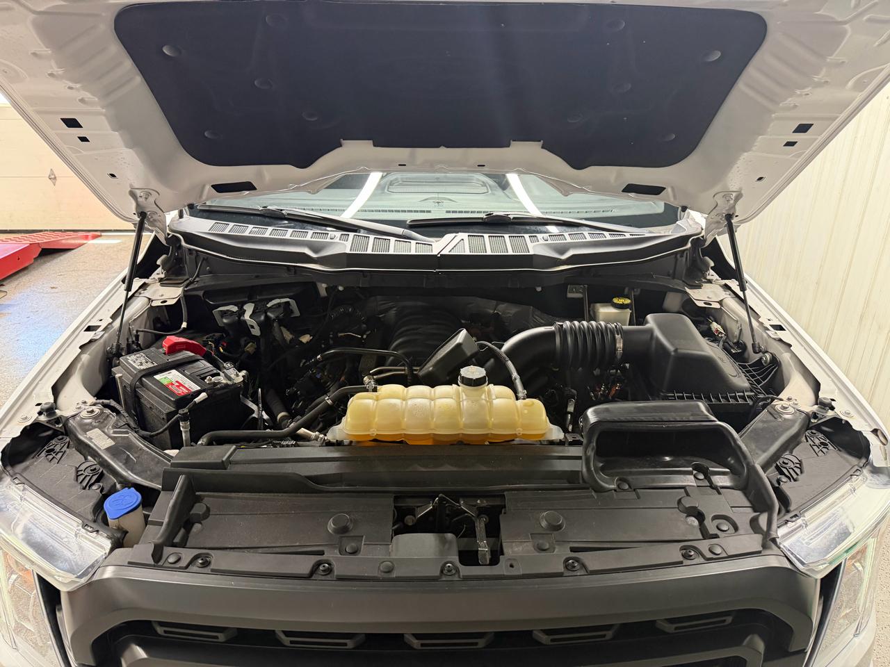 Ford F-150 4WD SuperCrew 145" XLT 2021