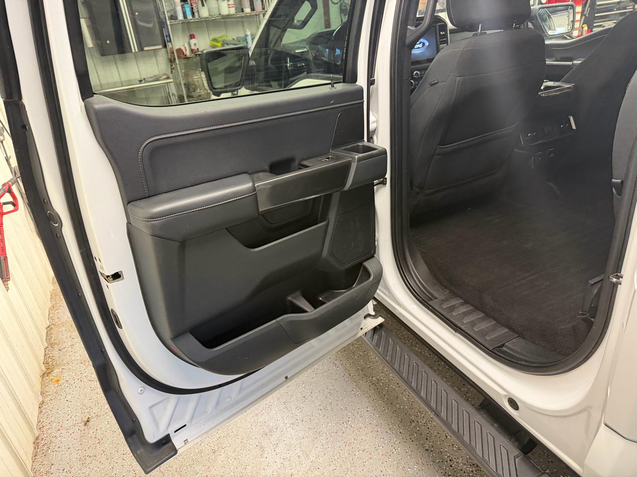 Ford F-150 4WD SuperCrew 145" XLT 2021