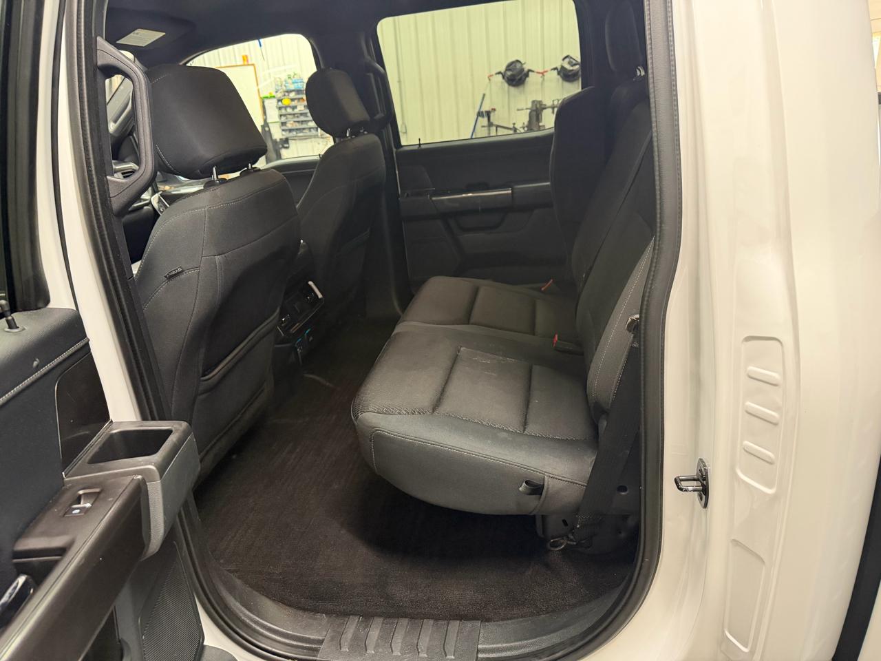 Ford F-150 4WD SuperCrew 145" XLT 2021