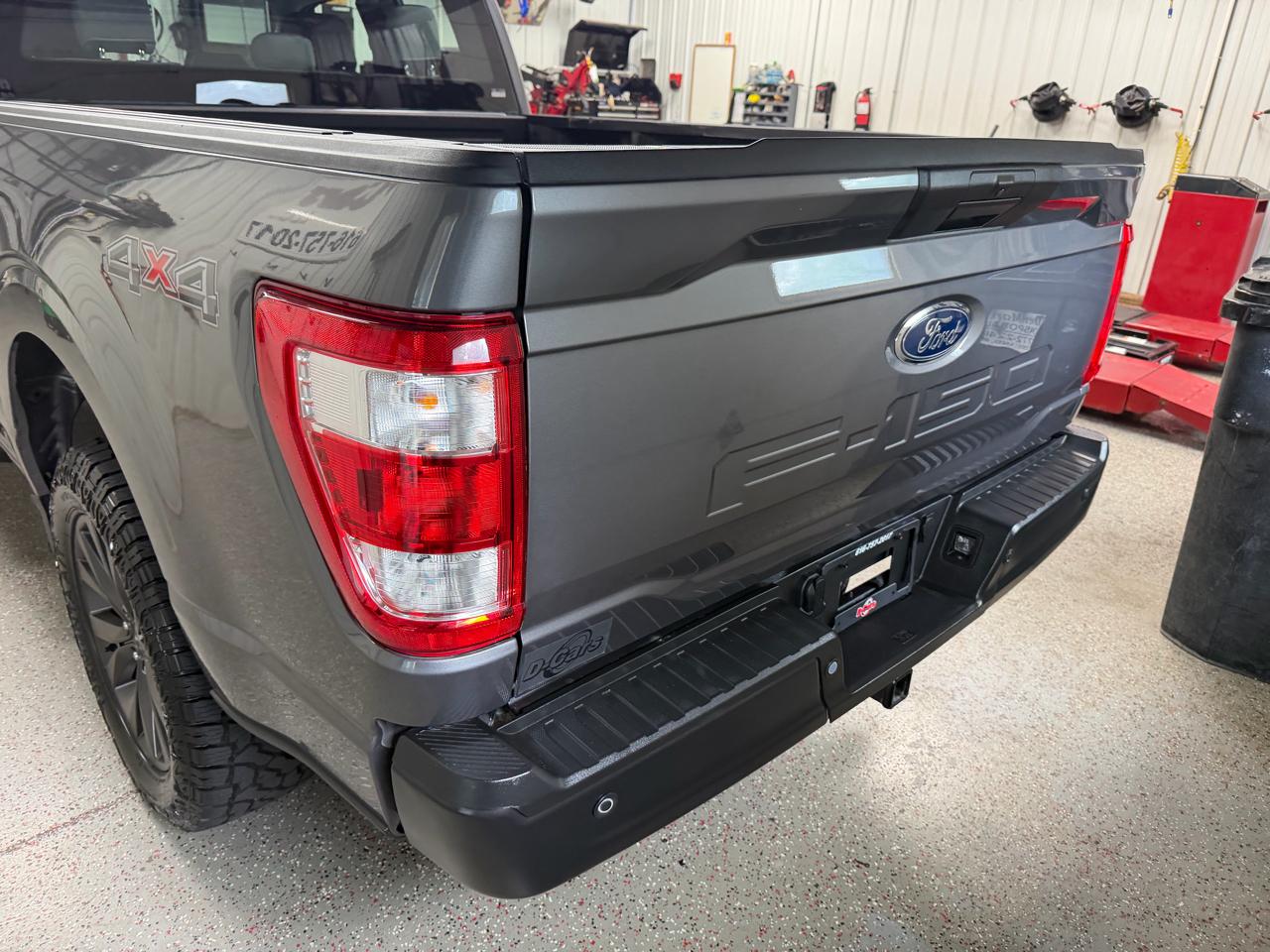 Ford F-150 4WD SuperCab 145" STX 2022