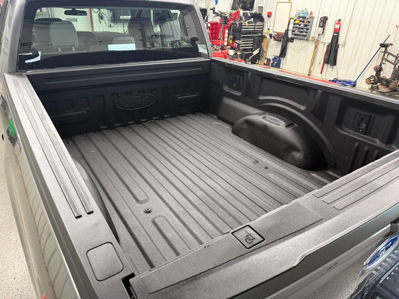 Ford F-150 4WD SuperCab 145" STX 2022