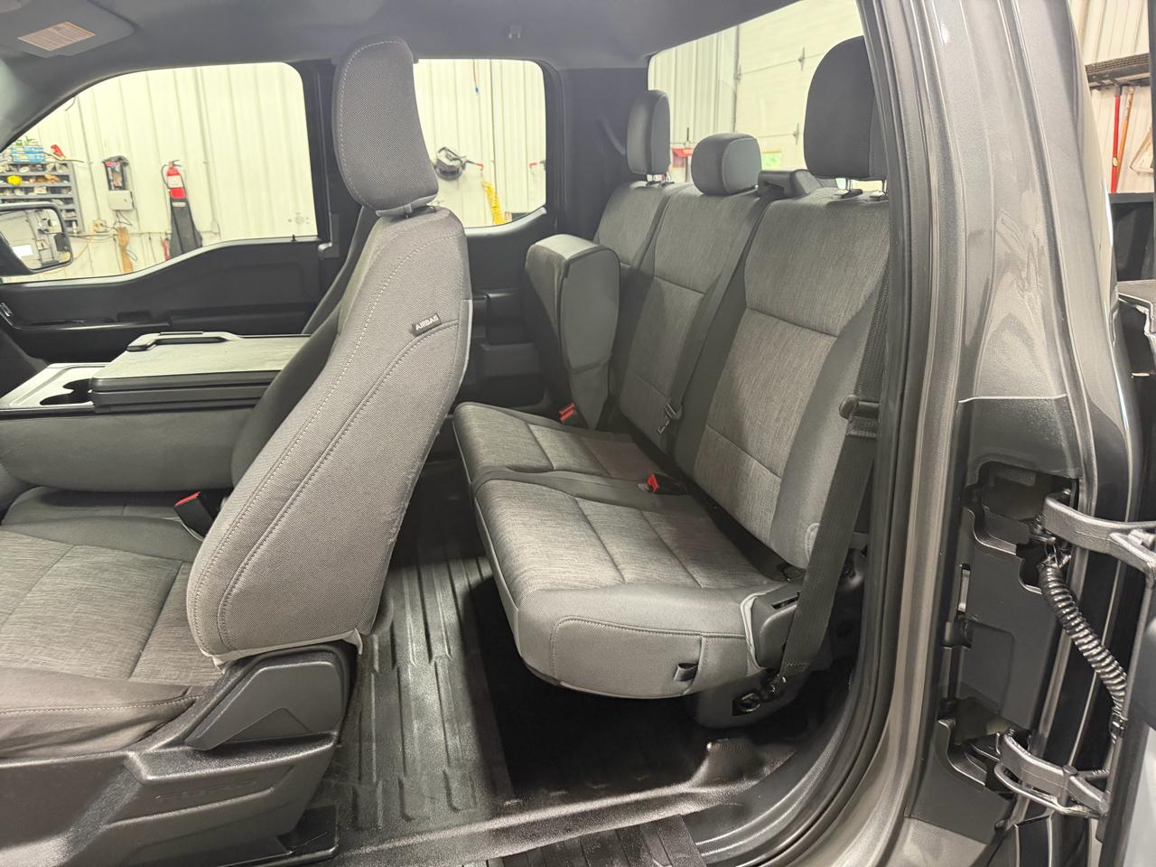Ford F-150 4WD SuperCab 145" STX 2022