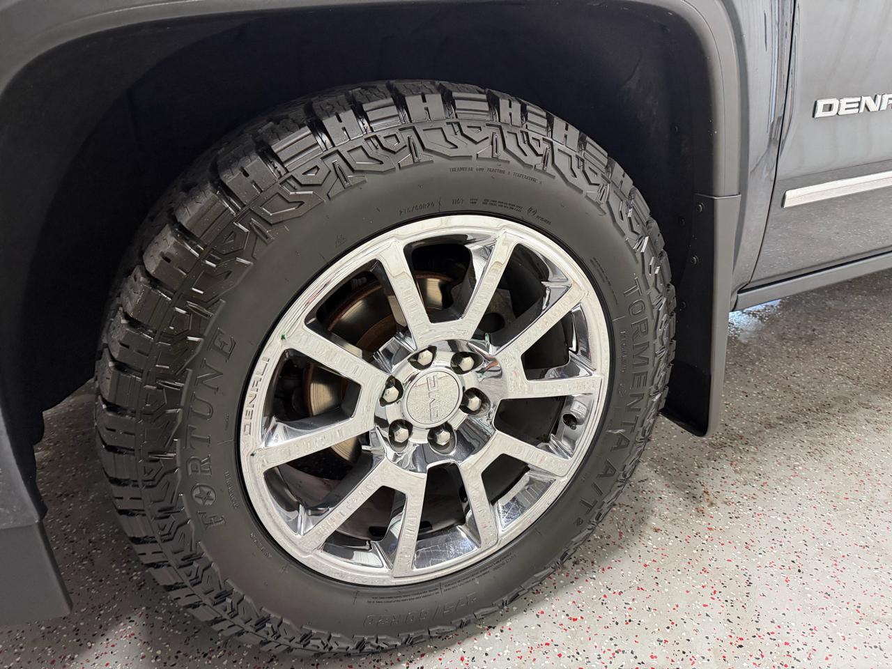 GMC Sierra 1500 Denali Crew Cab Short Box 4WD 2017