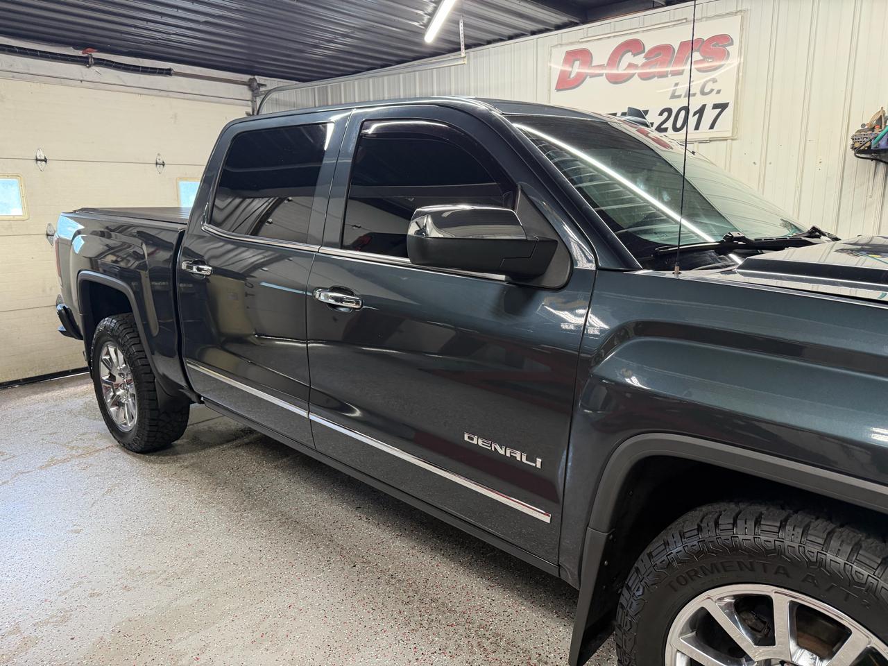 GMC Sierra 1500 Denali Crew Cab Short Box 4WD 2017