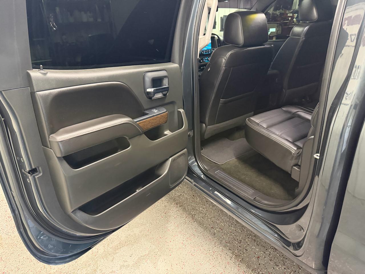 GMC Sierra 1500 Denali Crew Cab Short Box 4WD 2017