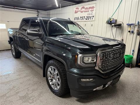 2017 GMC Sierra 1500 Denali Crew Cab Short Box 4WD