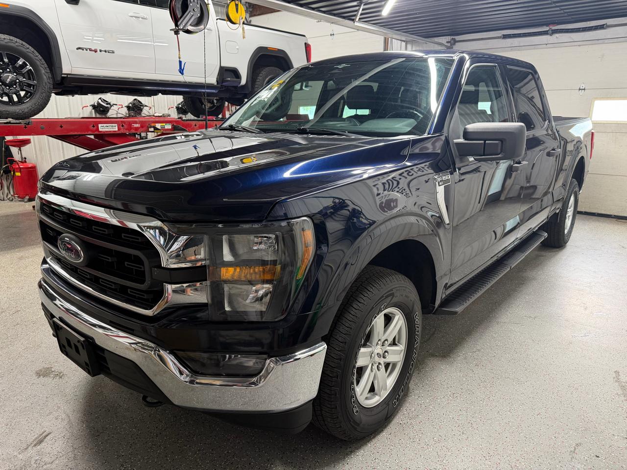 Ford F-150 4WD SuperCrew 157" XLT 2023