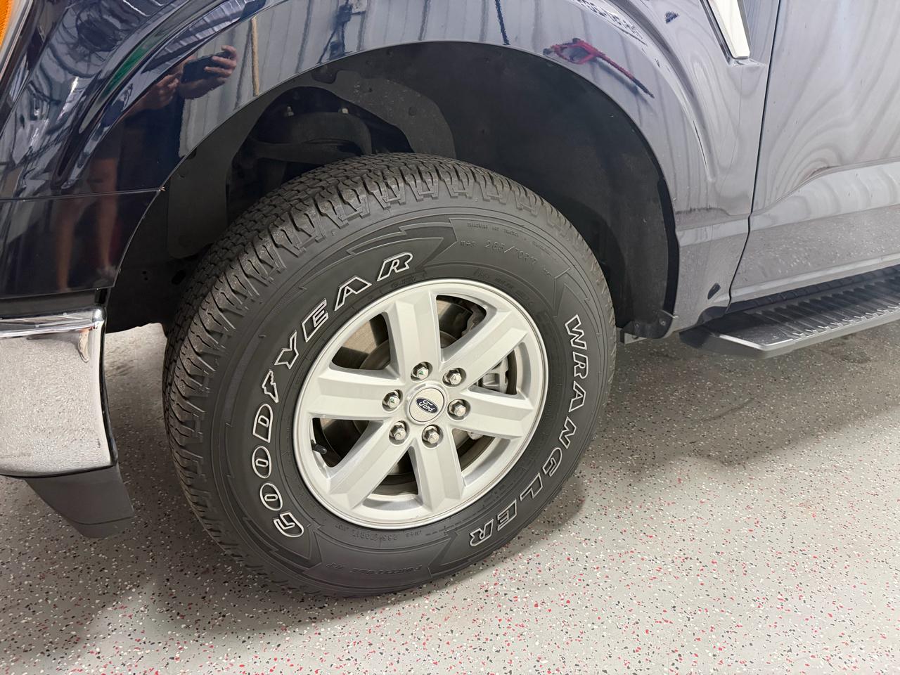Ford F-150 4WD SuperCrew 157" XLT 2023
