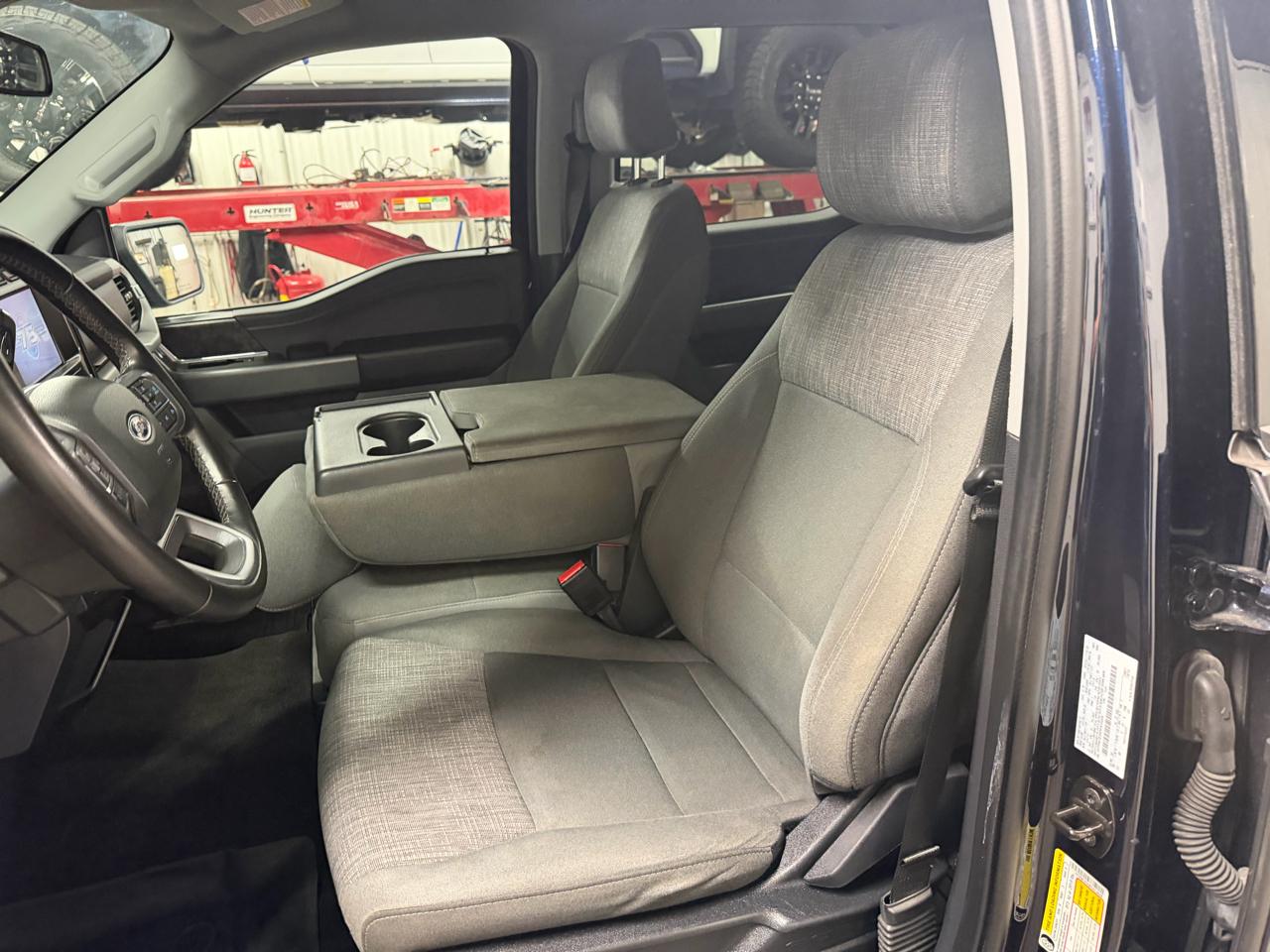 Ford F-150 4WD SuperCrew 157" XLT 2023