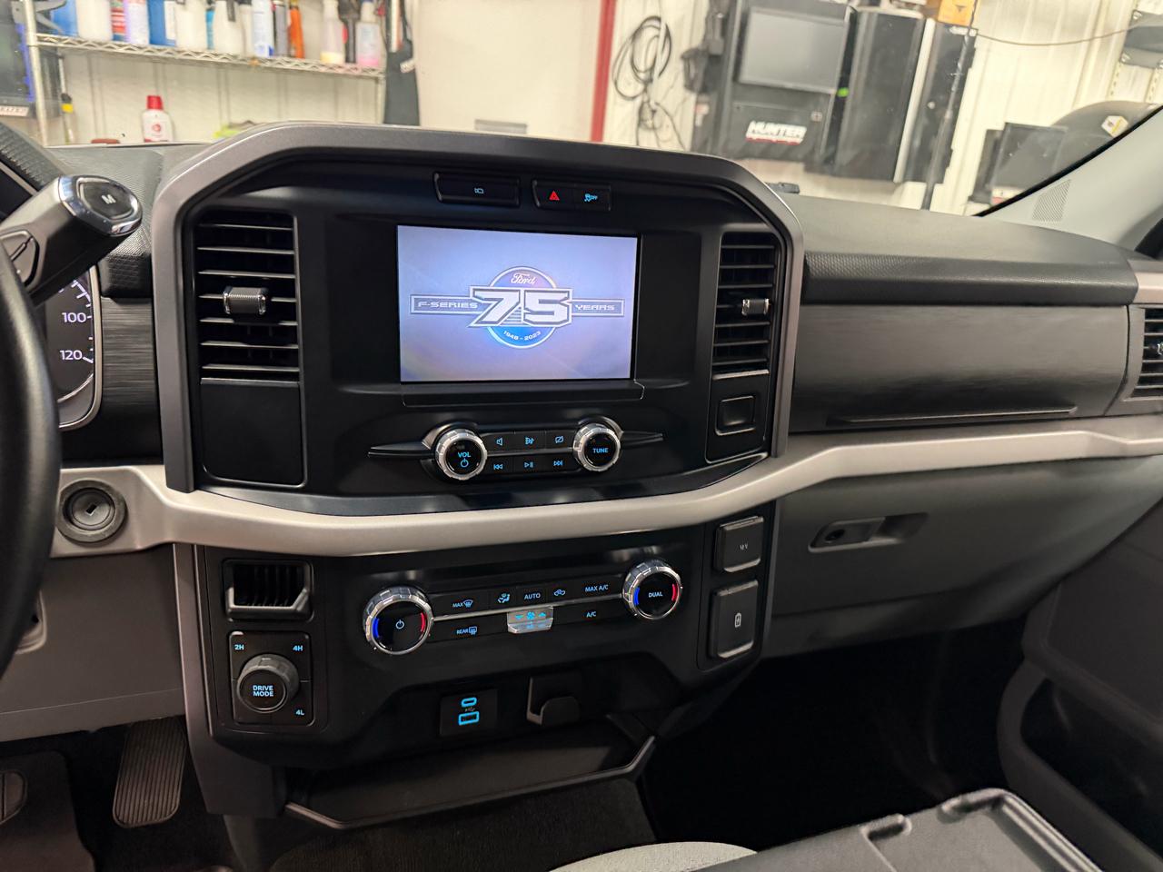 Ford F-150 4WD SuperCrew 157" XLT 2023