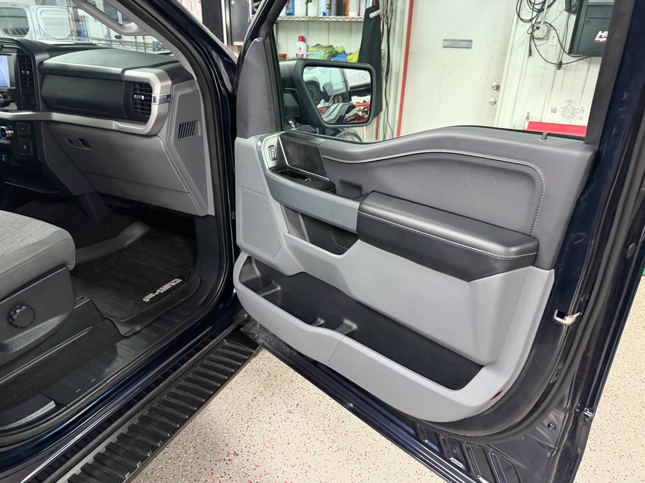 Ford F-150 4WD SuperCrew 157" XLT 2023