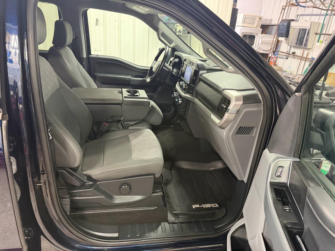 Ford F-150 4WD SuperCrew 157" XLT 2023