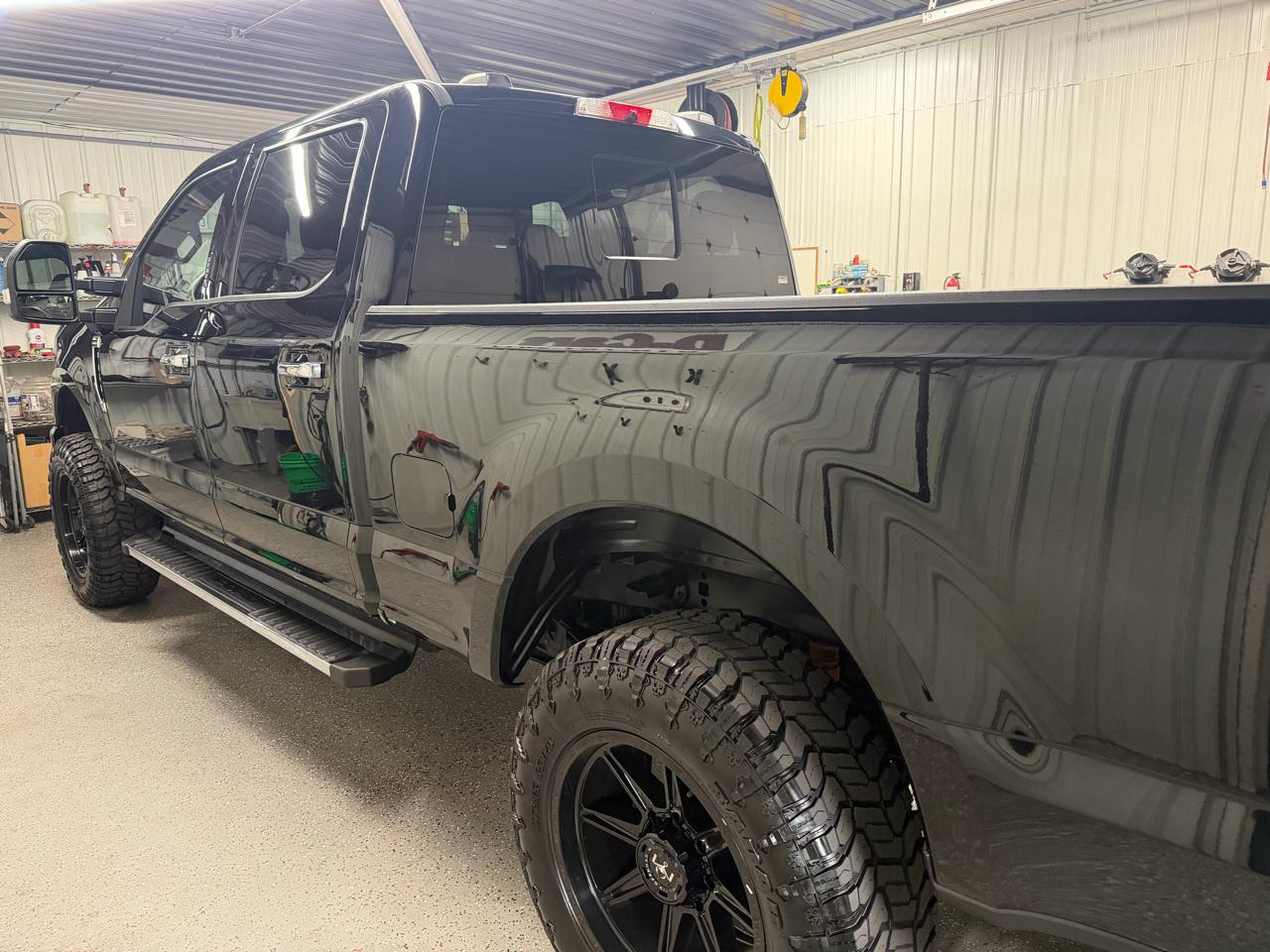 Ford F-350 SD Lariat Crew Cab SWB 4WD 2022