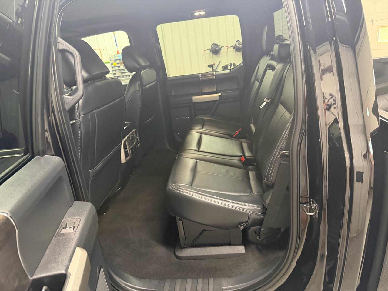 Ford F-350 SD Lariat Crew Cab SWB 4WD 2022