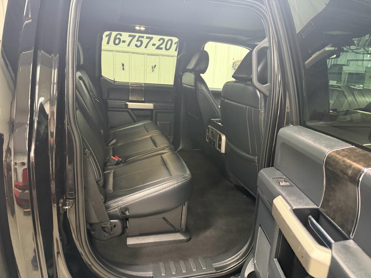 Ford F-350 SD Lariat Crew Cab SWB 4WD 2022