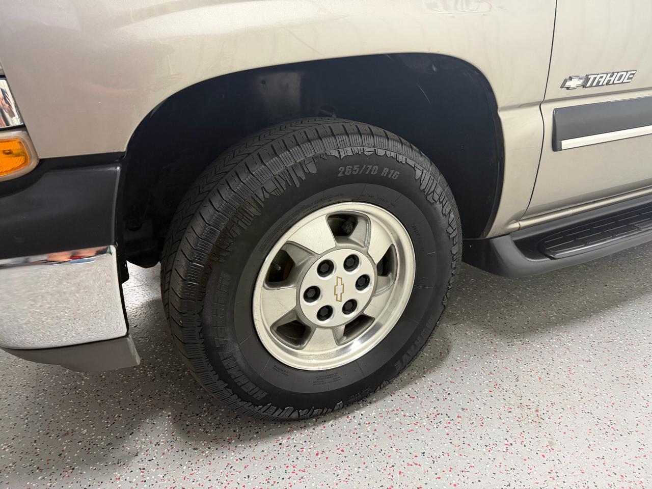 Chevrolet Tahoe 4WD 2002