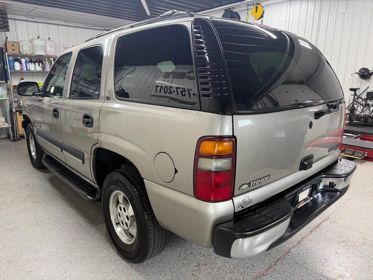 Chevrolet Tahoe 4WD 2002