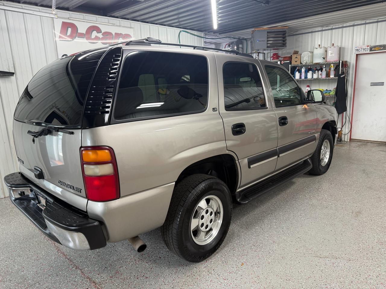 Chevrolet Tahoe 4WD 2002