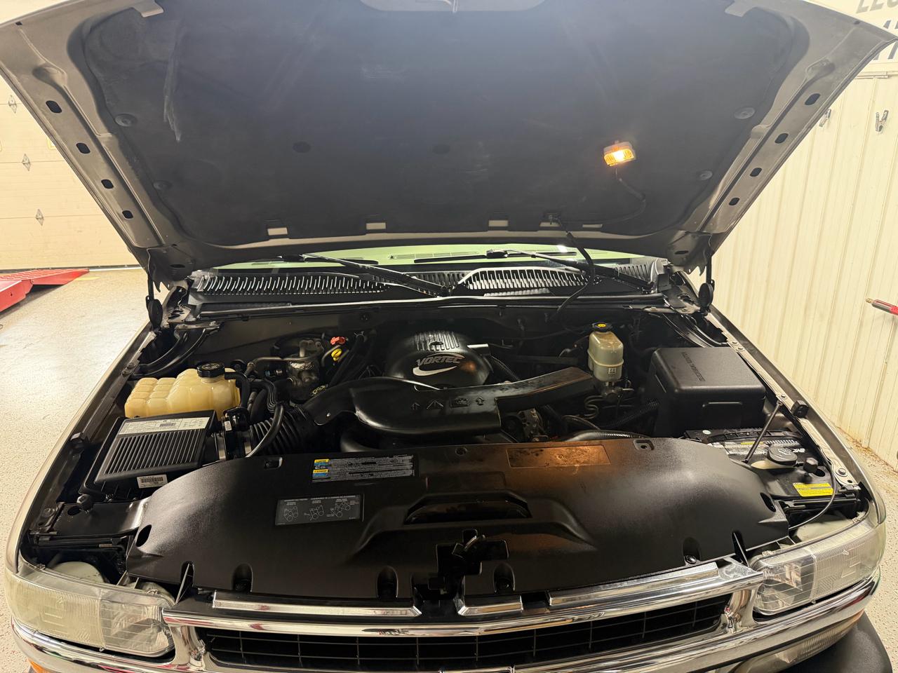 Chevrolet Tahoe 4WD 2002