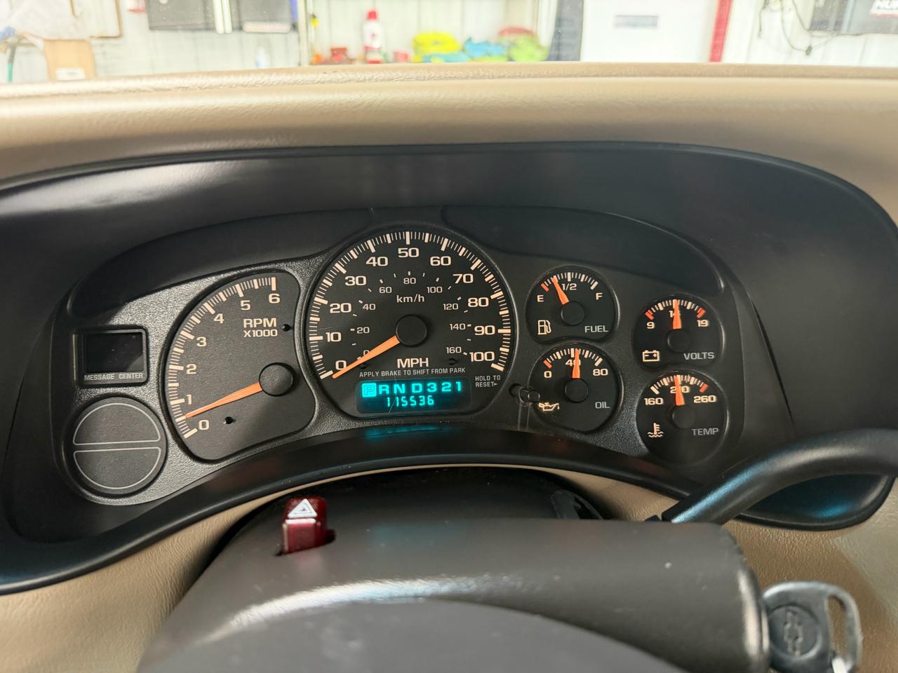 Chevrolet Tahoe 4WD 2002