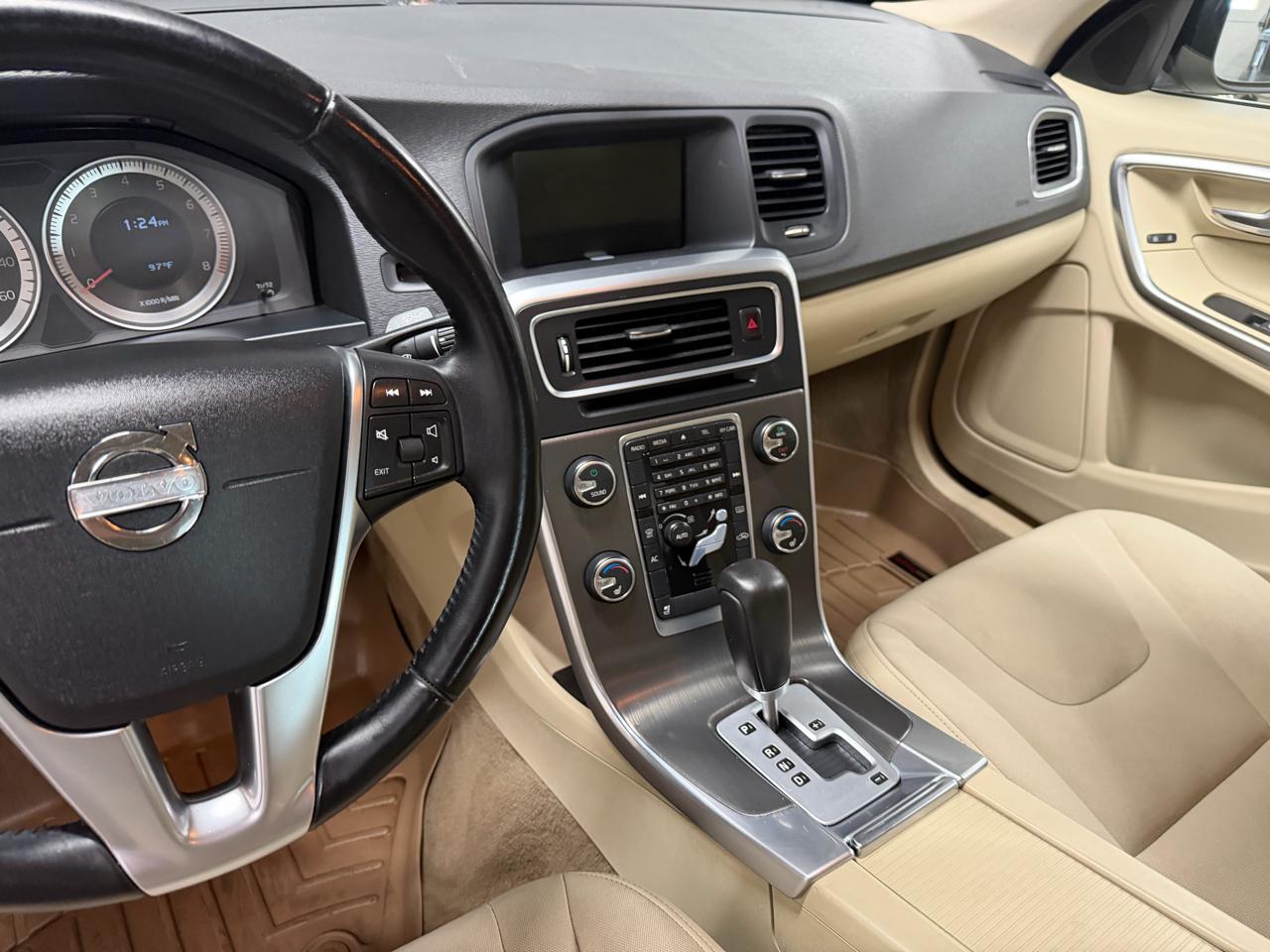 Volvo S60 T5 2012