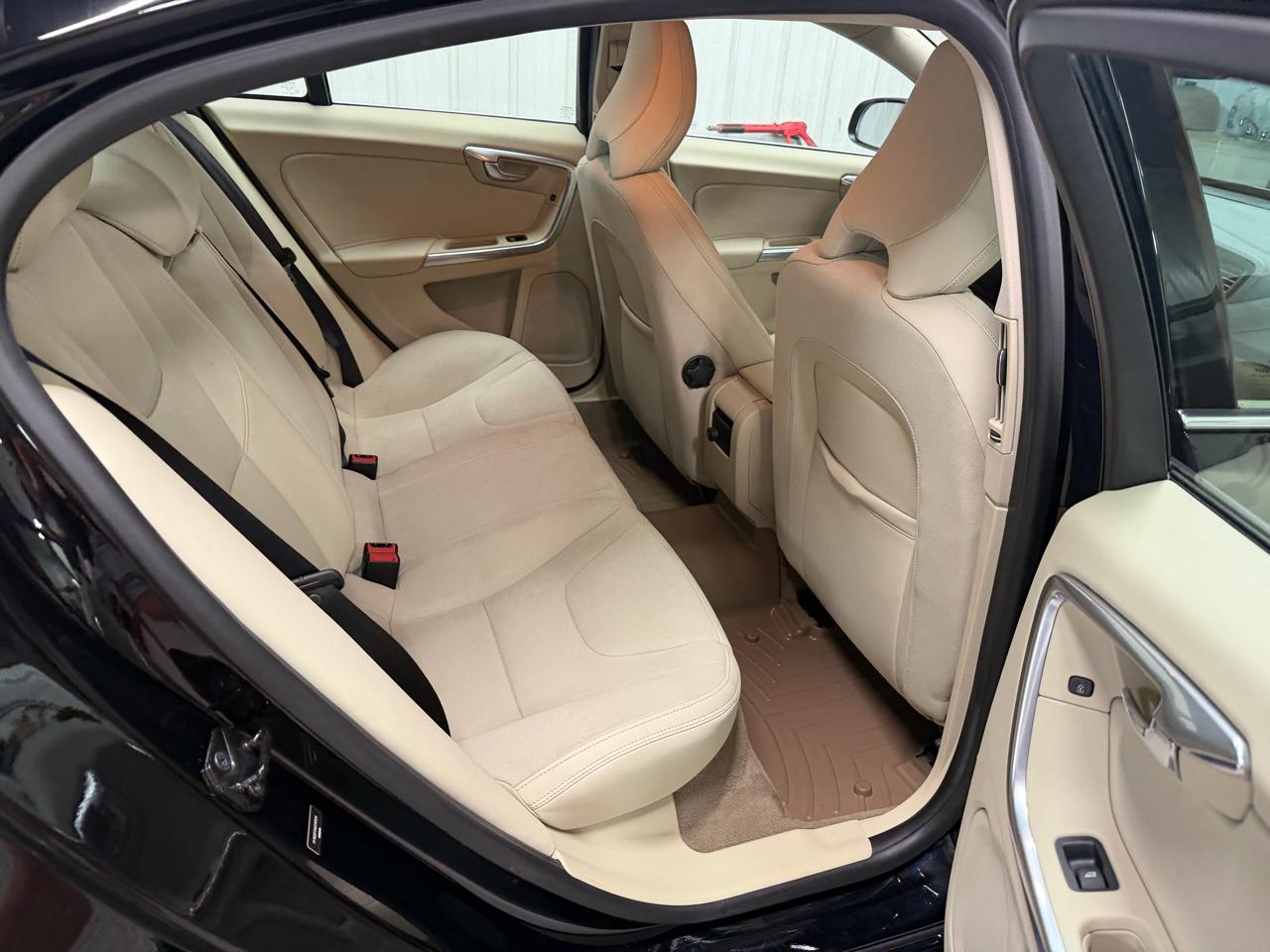 Volvo S60 T5 2012