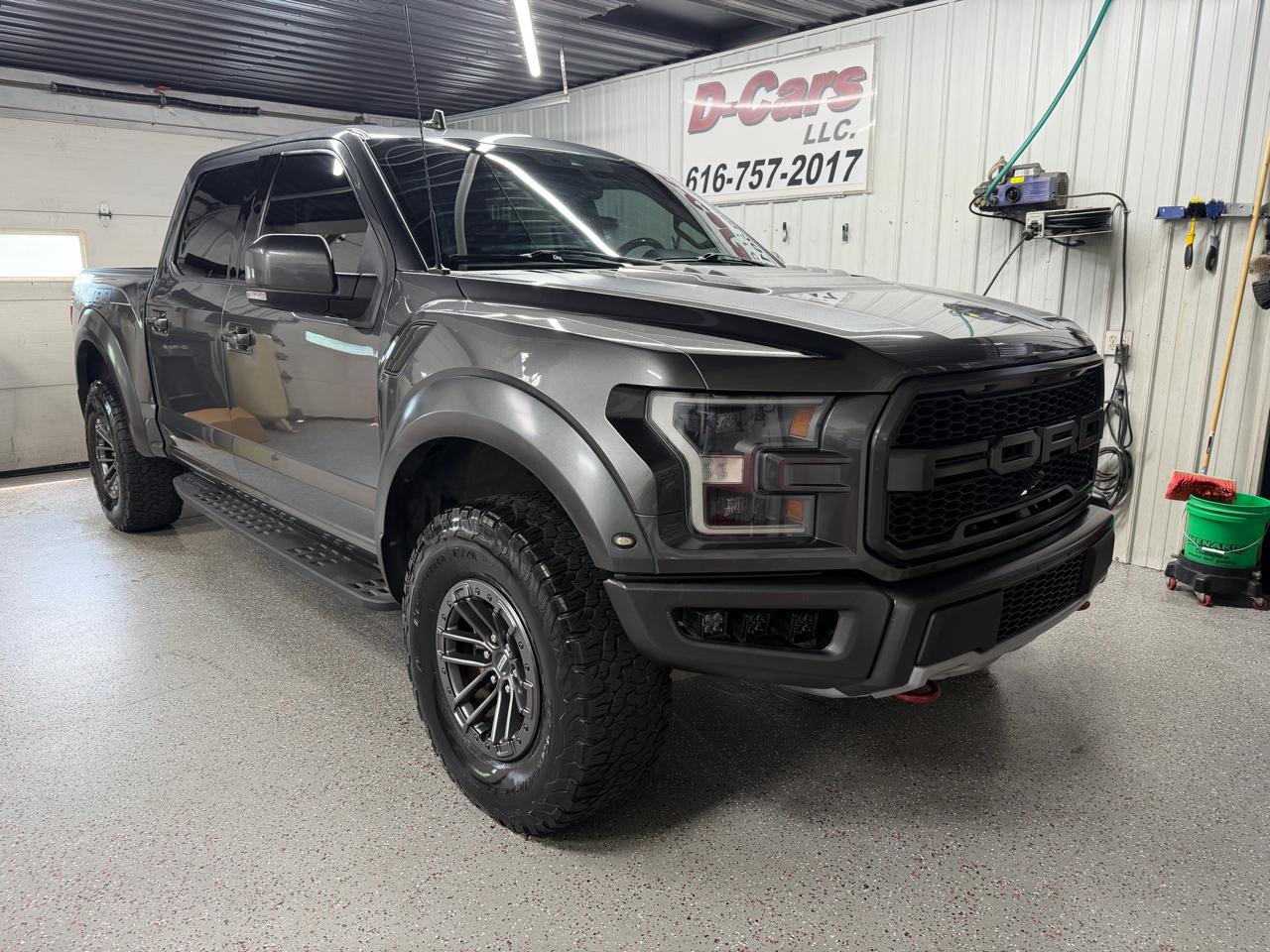 Ford F-150 4WD SuperCrew 145" SVT Raptor 2019
