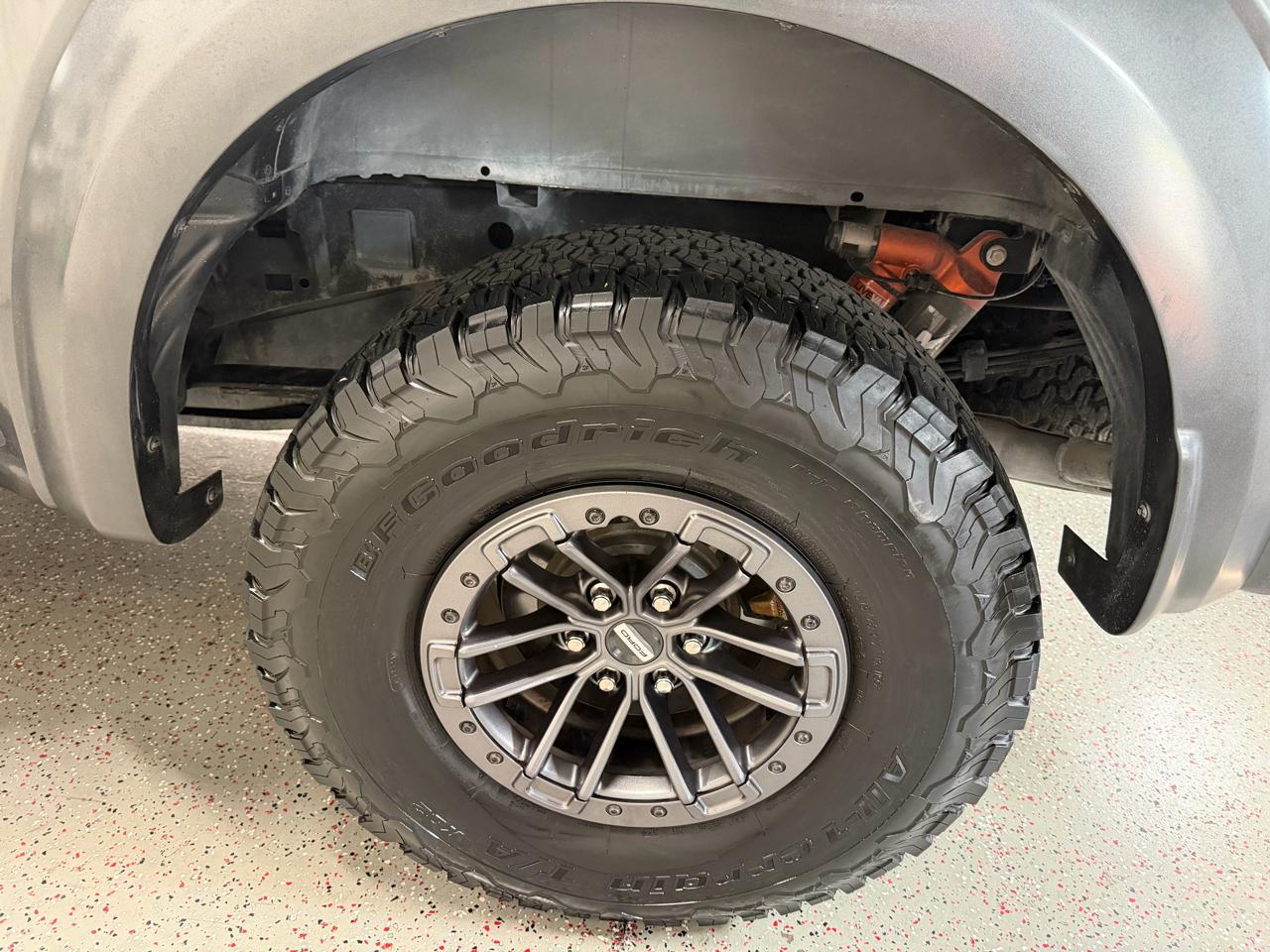 Ford F-150 4WD SuperCrew 145" SVT Raptor 2019