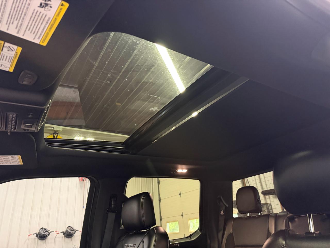 Ford F-150 4WD SuperCrew 145" SVT Raptor 2019