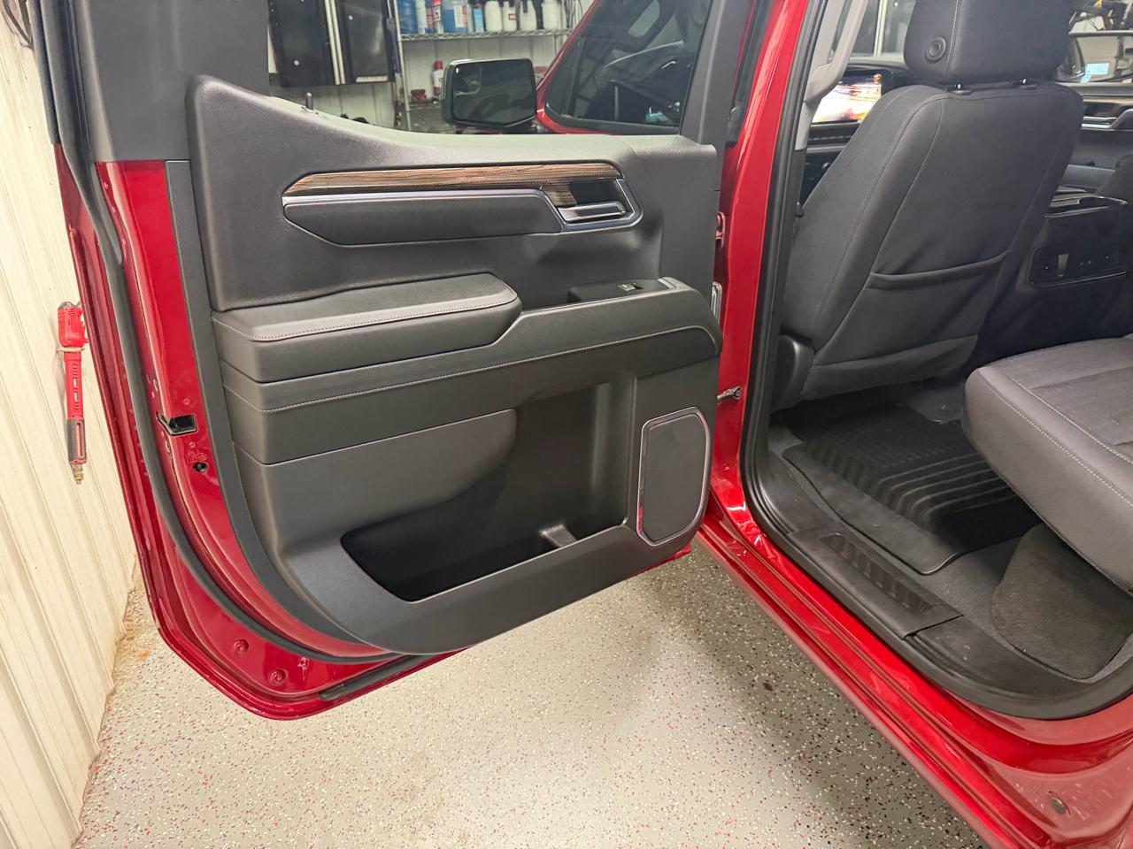 Chevrolet Silverado 1500 4WD Crew Cab 143.5" LT w/2LT 2023
