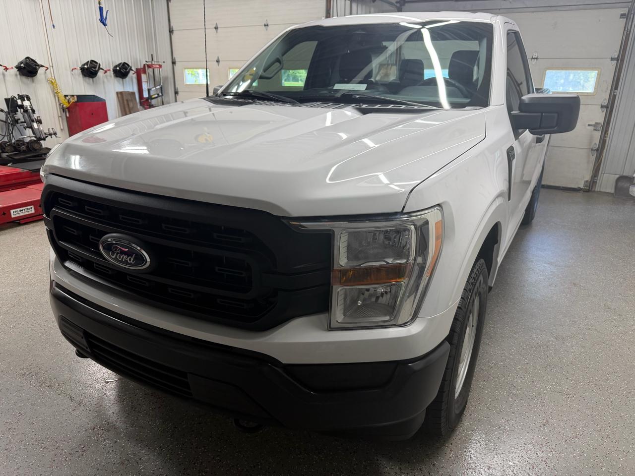 Ford F-150 4WD Reg Cab 145" XL 2021
