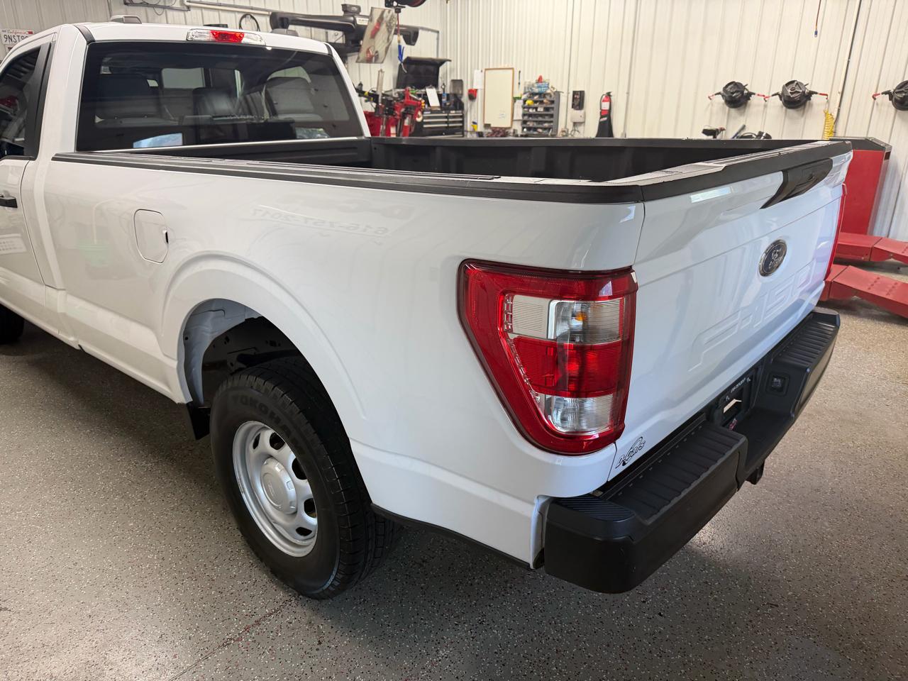 Ford F-150 4WD Reg Cab 145" XL 2021