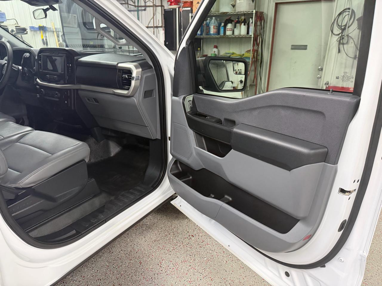 Ford F-150 4WD Reg Cab 145" XL 2021