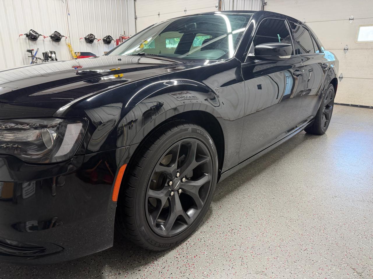 Chrysler 300 S V6 RWD 2021