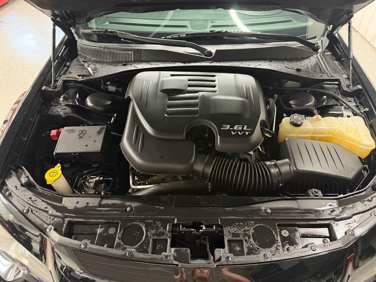 Chrysler 300 S V6 RWD 2021