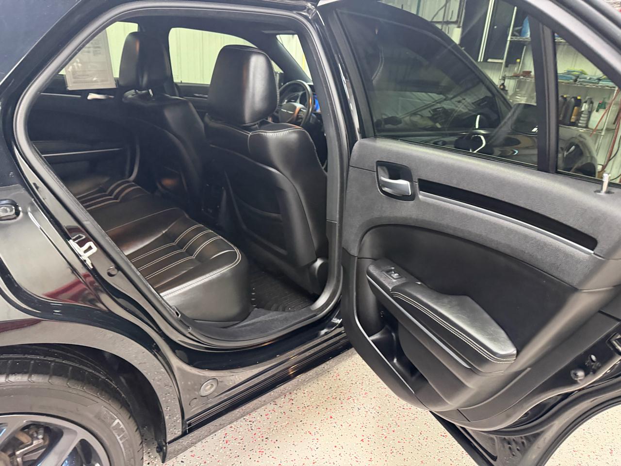 Chrysler 300 S V6 RWD 2021