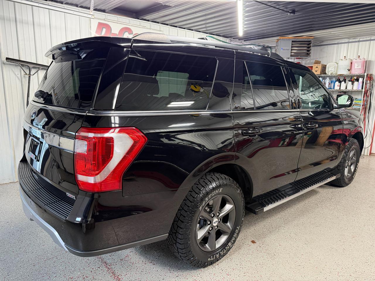 Ford Expedition XLT 4WD 2019