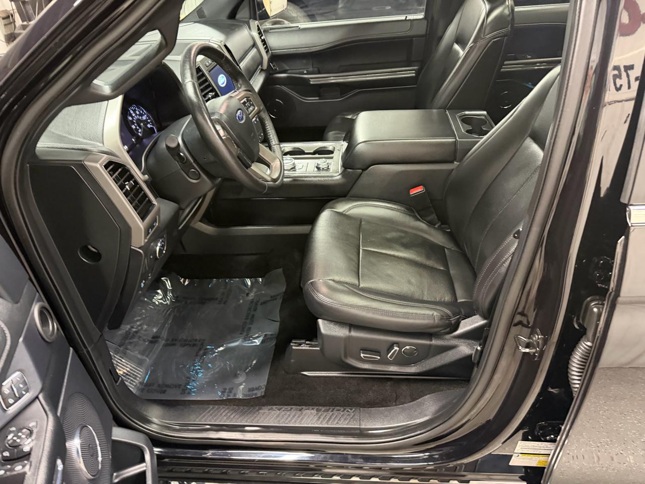 Ford Expedition XLT 4WD 2019