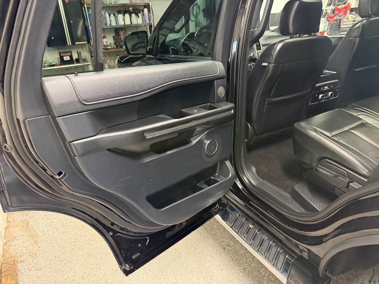 Ford Expedition XLT 4WD 2019