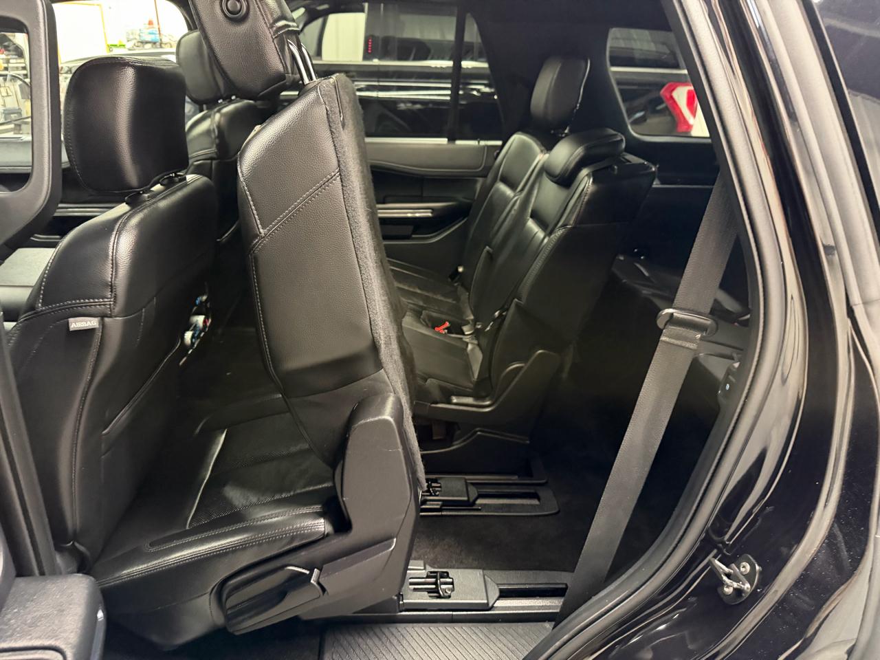 Ford Expedition XLT 4WD 2019
