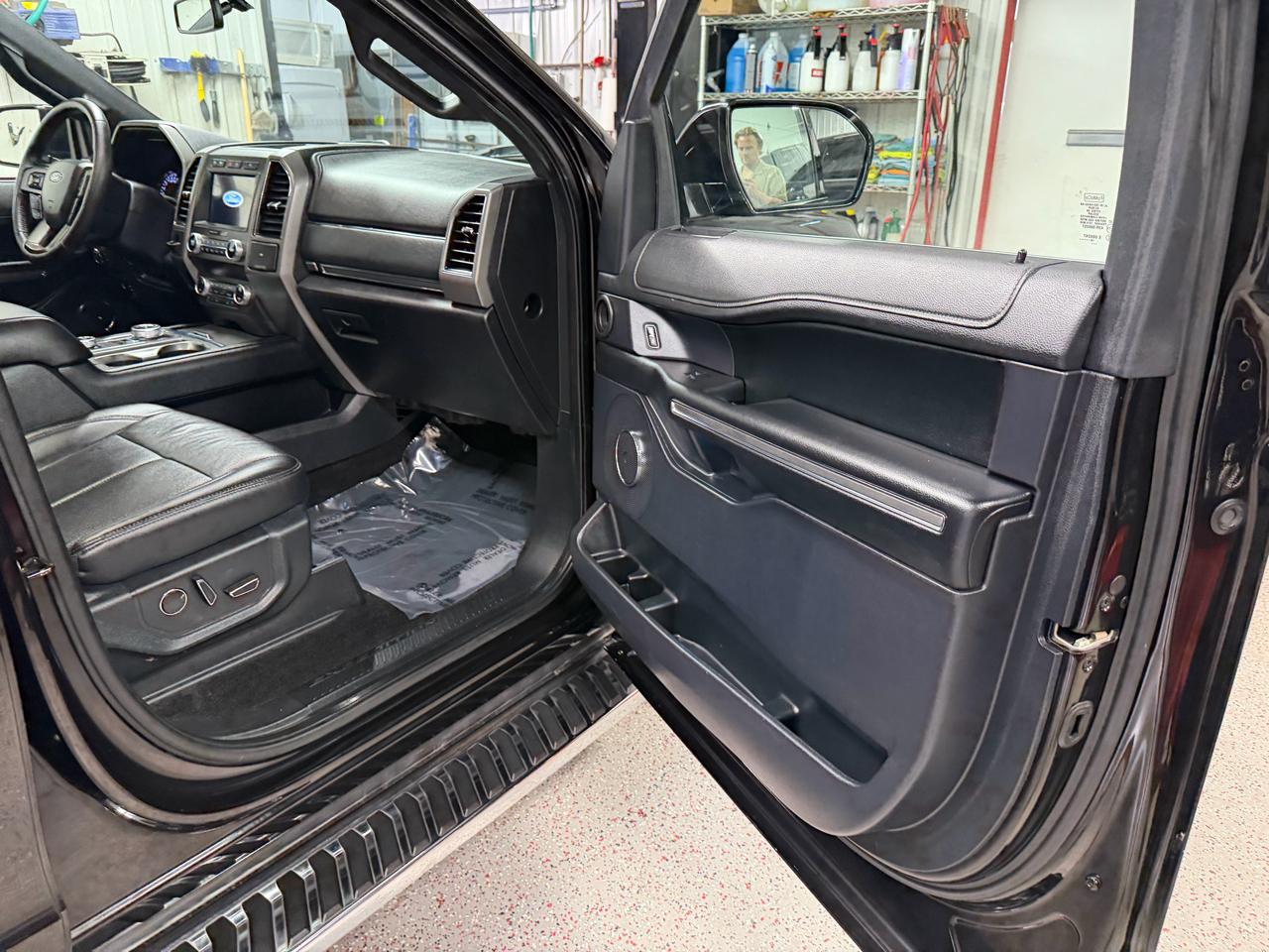 Ford Expedition XLT 4WD 2019