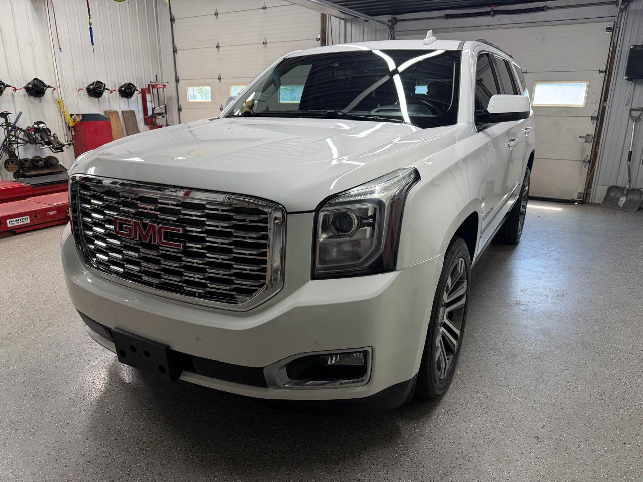 GMC Yukon Denali 4WD 2018
