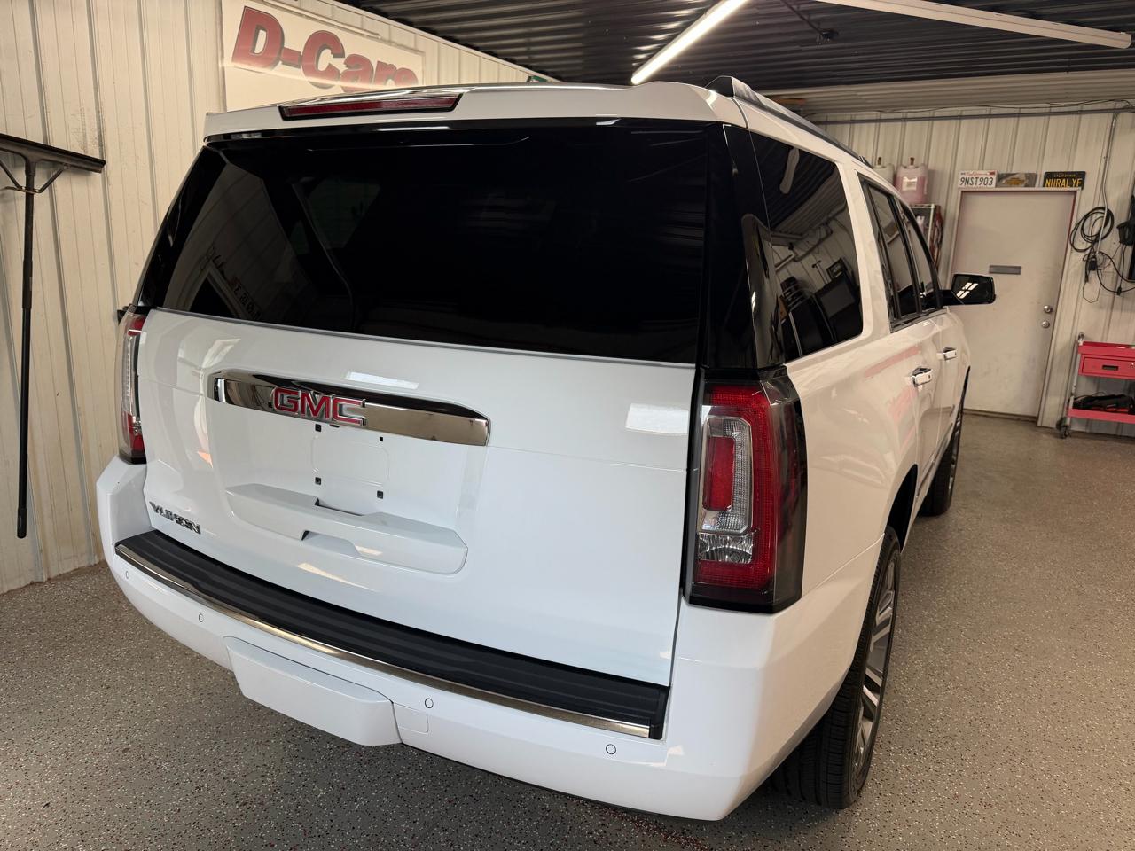 GMC Yukon Denali 4WD 2018