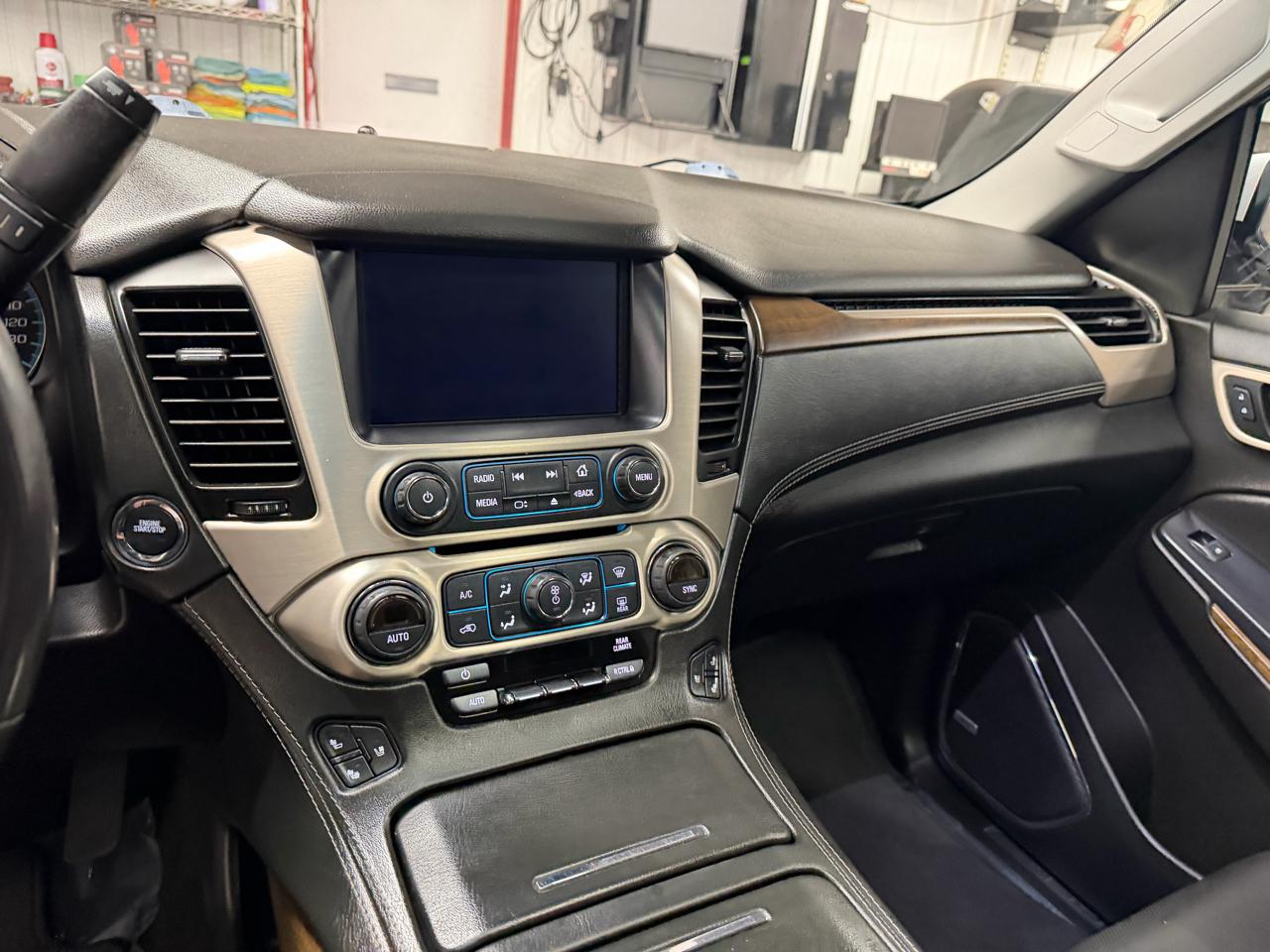 GMC Yukon Denali 4WD 2018