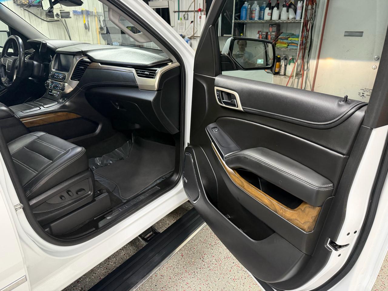 GMC Yukon Denali 4WD 2018
