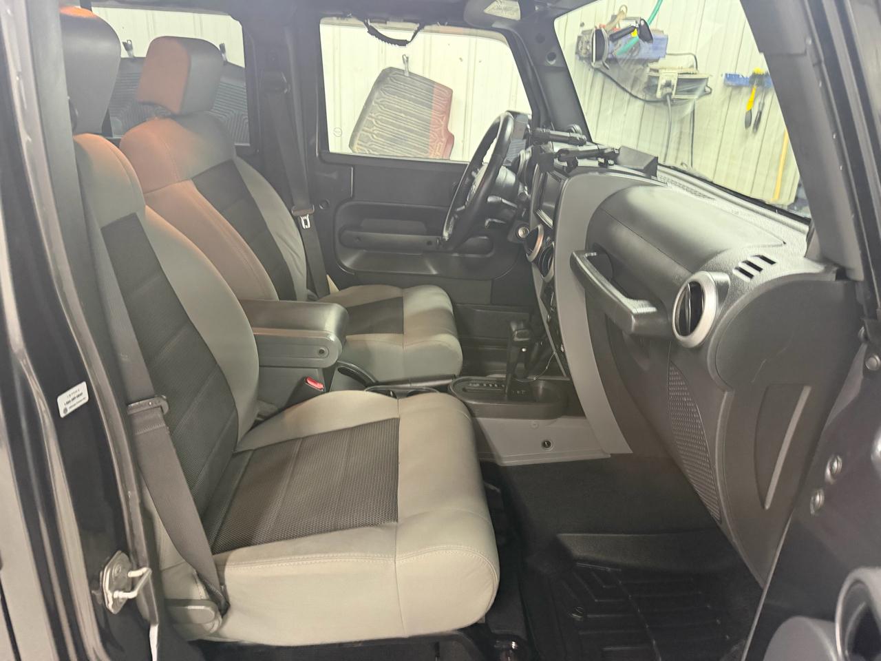 Jeep Wrangler Unlimited Rubicon 4WD 2010