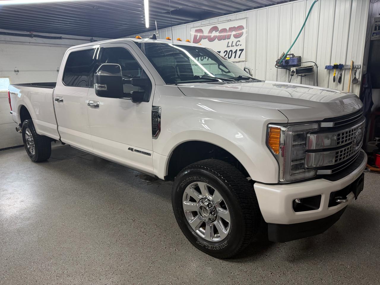 Ford F-350 SD Platinum Crew Cab Long Box 4WD 2019